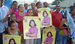 La mujer detrás del poder en Dominicana