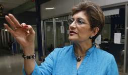 Precandidatos de Libre en pleitos