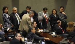 Alistan reforma para juicio político