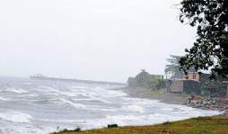 En el litoral se preparan ante embates de Ernesto