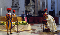 Corte Penal Internacional investigará al Papa