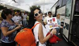 Venezolanos votan por el cambio o continuismo