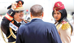 Revelan que Gadafi abusaba de sus 'amazonas”