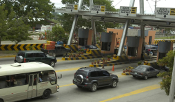 Piden les renueven carné para no pagar el peaje