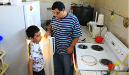 Relatos Urbanos: Aún sin ver cocina para su hijo