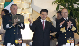 Enrique Peña Nieto mantendrá despliegue militar contra narcos