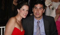 Los novios se prometen amor