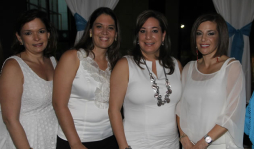 Cita blanca en Hanawa