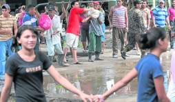 Enfermedades acechan a damnificados del sur