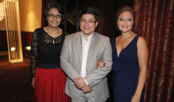 Alegre velada con buenos deseos