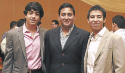 Generación EIS 2012 ya celebra