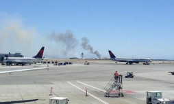 EUA: Boeing 777 se incendia al momento de aterrizar