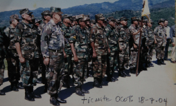 'Que me entierren con las botas y el uniforme”: veterano militar