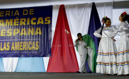 Latinoamericanos en España acuden al autoempleo para sortear la crisis