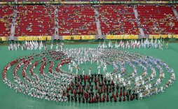 Colorida inauguración de la Copa Confederaciones