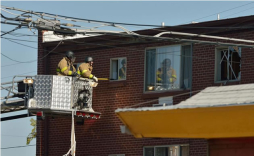 EUA: Estudian detonación controlada de casa de sospechoso de matanza en cine