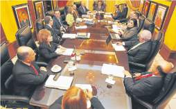 Abren expediente contra magistrado Marco Zúniga