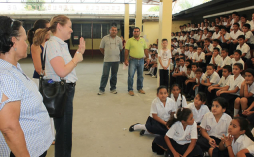 Embajada de Costa Rica se proyecta con escuela