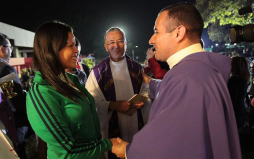 Hija de Chávez escribe carta y pide a la oposición 'no ser tan sucios'