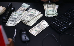 Error de PayPal abona a cliente un saldo de 92.000 billones de dólares