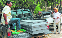 Matan a exmilitar de 120 balazos de AK 47