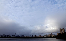 Nueva York despierta sin luz, transporte y aislada tras pesadilla de Sandy
