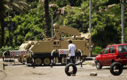 Violencia no cesa en Egipto: 25 muertos