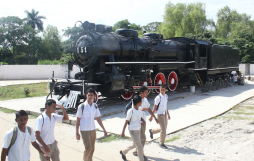 Limeños ya disfrutan de Plaza La Estación