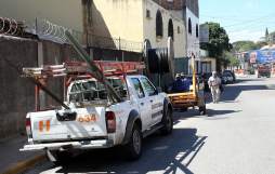 Prohibida circulación de vehículos del Estado