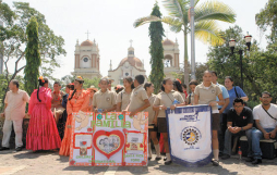 Organizaciones se unen por la familia hondureña