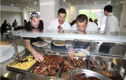 Almuerzo del Barça en la nueva Masia