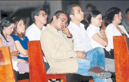 Emotiva misa en memoria de Alfredo Villatoro