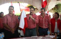 Villeda se organiza en Santa Bárbara