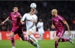 Cristiano Ronaldo firma el pase a octavos