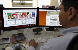 Padilla Sunseri propone a su esposa como reemplazo