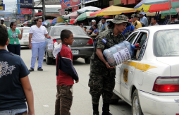 Progreseños dan su aporte para paliar crisis que agobia al hospital