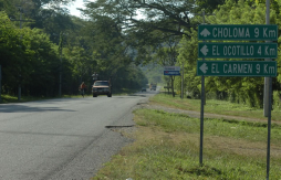 Piden reparación de carretera a Ticamaya