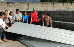 Mejoran viviendas a pobres