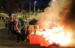 Los 'indignados' brasileños convocan nuevas protestas