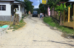 Se quejan por calles malas en San Manuel