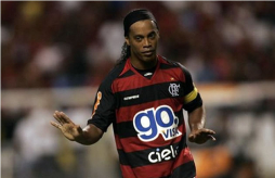 Ronaldinho pide a la Policía que investigue autores de supuesto vídeo íntimo