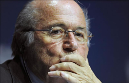 Blatter pide perdón y no tiene intención de renunciar