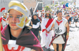 'Los hondureños viven en permanente Viernes Santo”