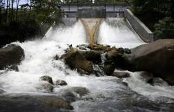 Según la Serna, proliferan los proyectos de energía renovable