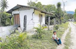 Al menos 80 casas dañadas por sismos en Atlántida, Honduras