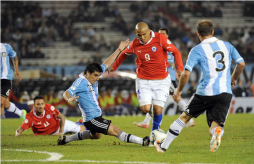 Higuaín lidera a Argentina sobre Chile con un 'hat-trick'