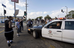 Detienen a decenas de personas en protestas tras fallo que dejó en libertad a Zimmerman