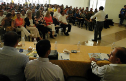 Orarán para que retorne la paz