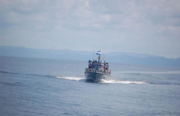 Colombia expulsa a 88 tripulantes de un buque hondureño