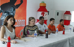 Delfines a hacerse respetar en casa